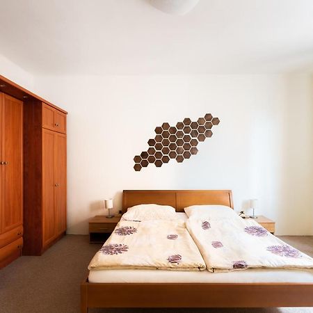 Lena Apartment 德辛 外观 照片